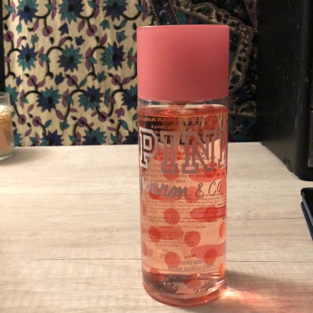 PINK warm and cozy body mist